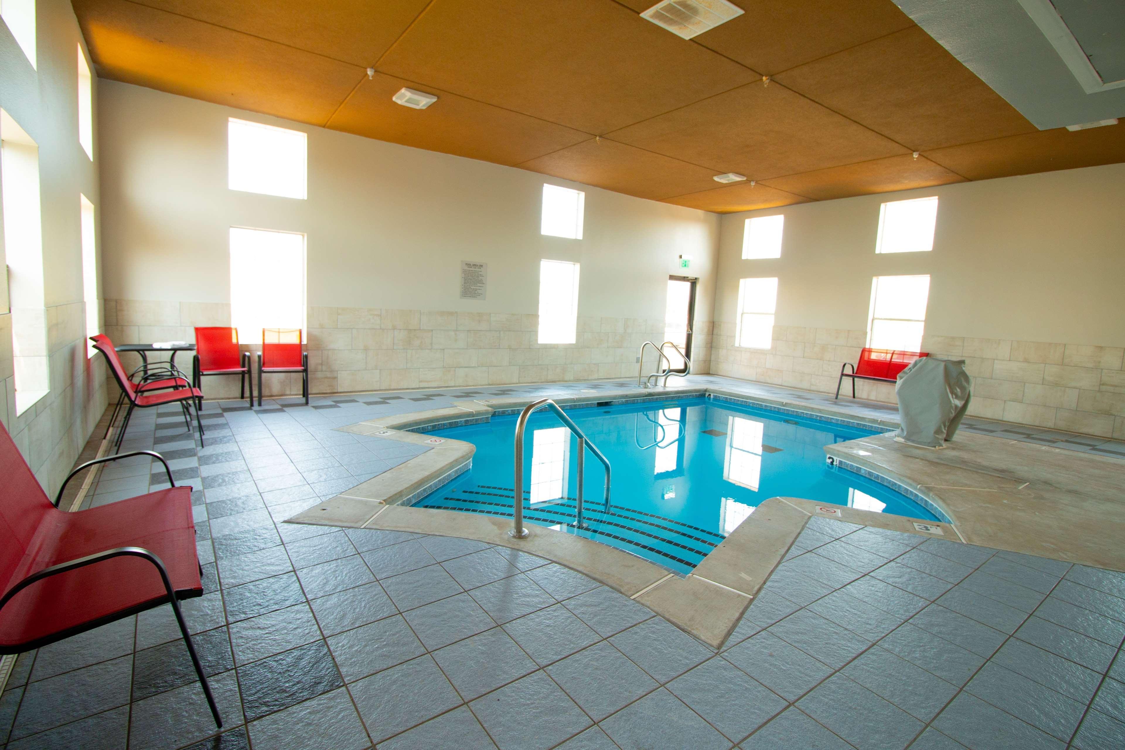 Surestay Plus Hotel By Best Western Tulsa East Экстерьер фото